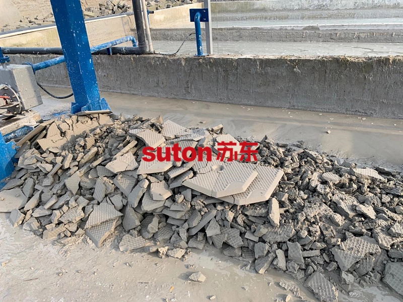 壓濾機(jī)-隔膜壓濾機(jī)-板框壓濾機(jī)-江蘇蘇東化工機(jī)械有限公司 壓濾機(jī)-隔膜壓濾機(jī)-板框壓濾機(jī)-江蘇蘇東化工機(jī)械有限公司